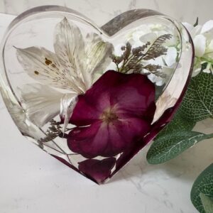 Upright Resin Heart